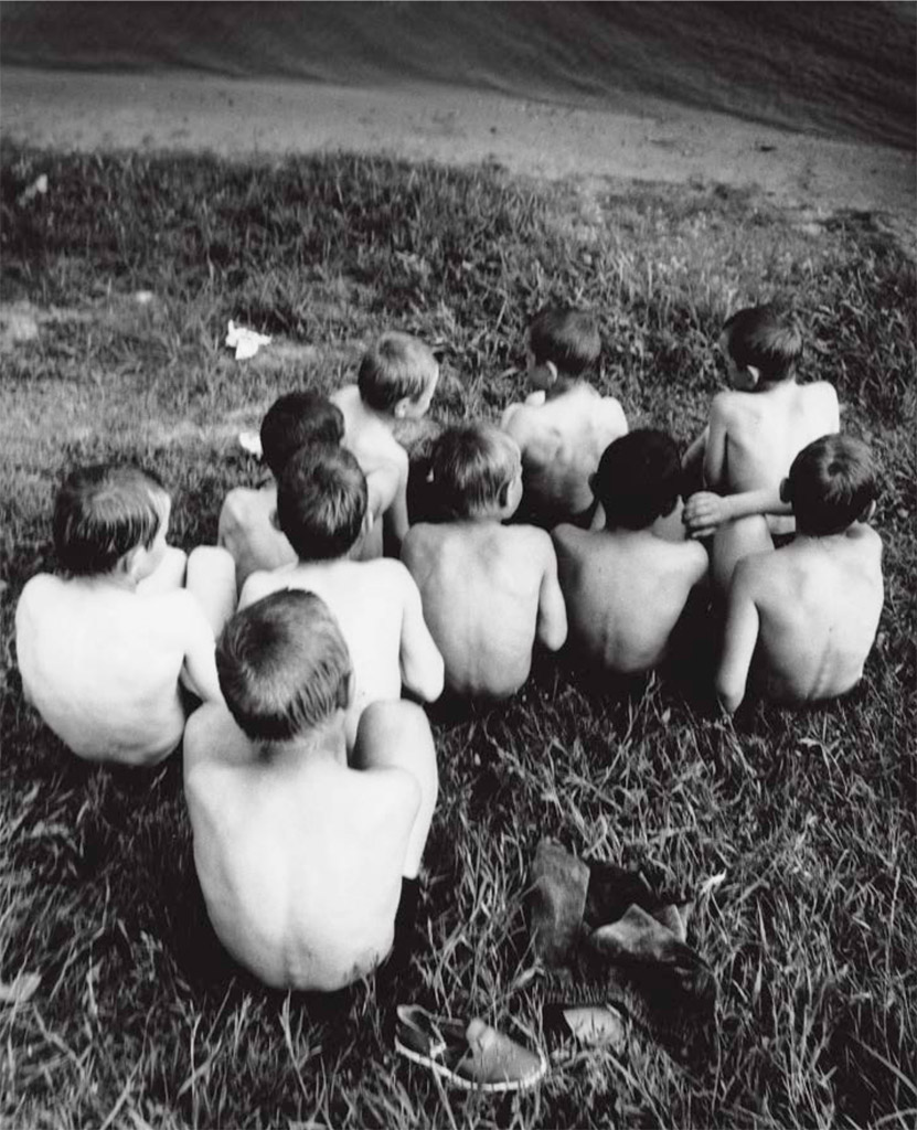 Kids by Antanas Sutkus