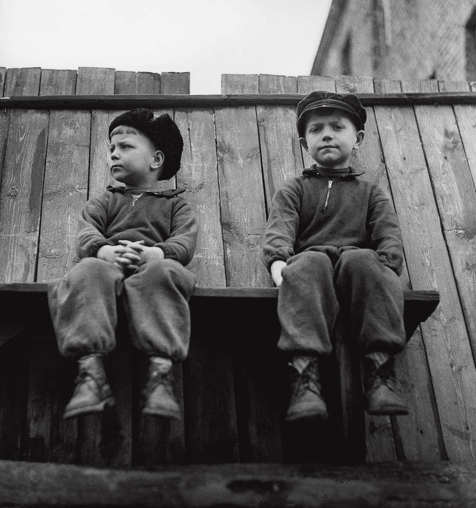 Kids by Antanas Sutkus